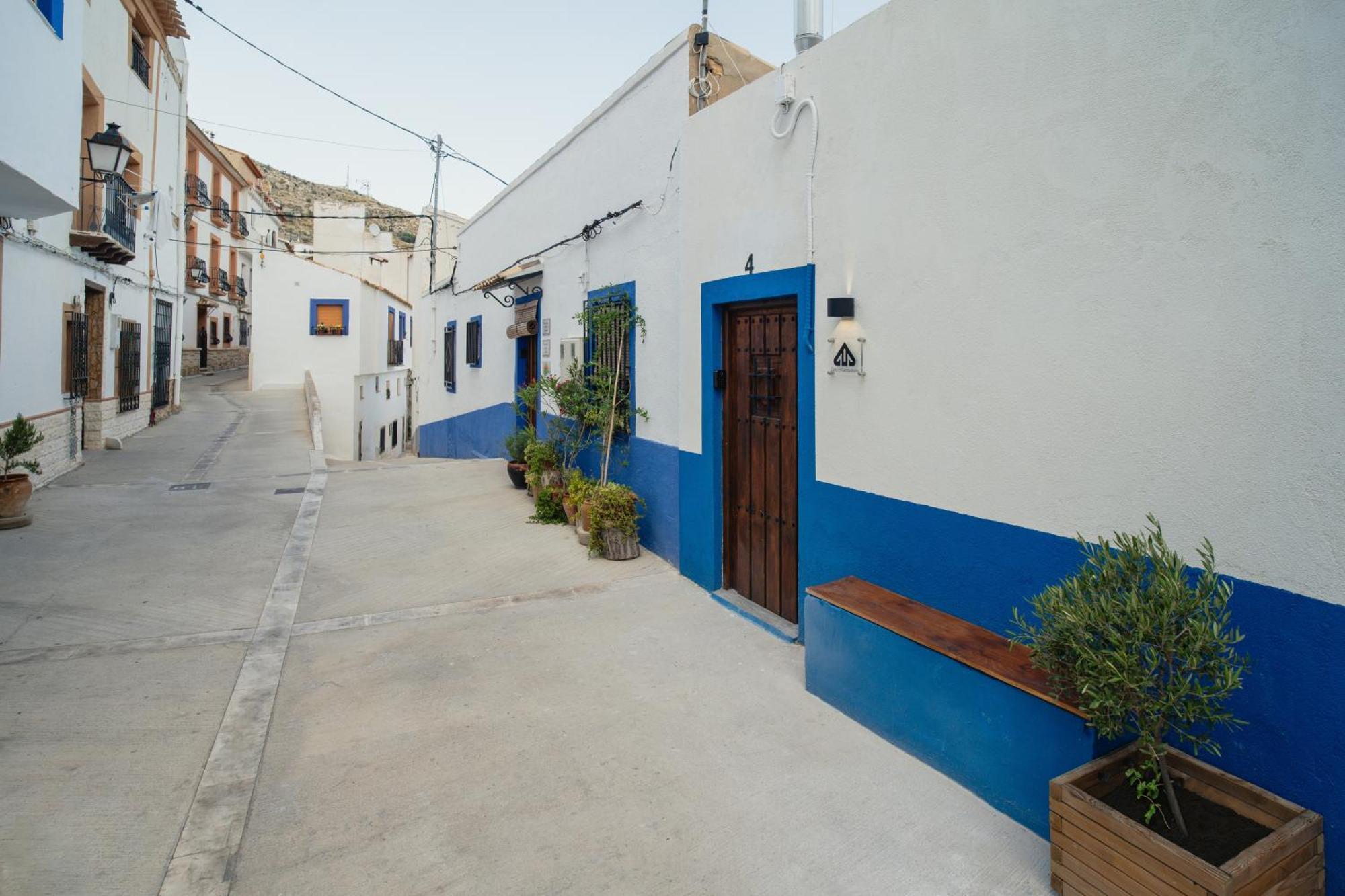 Alojamiento Domotizado Casa El Campanario Alcala del Jucar Esterno foto